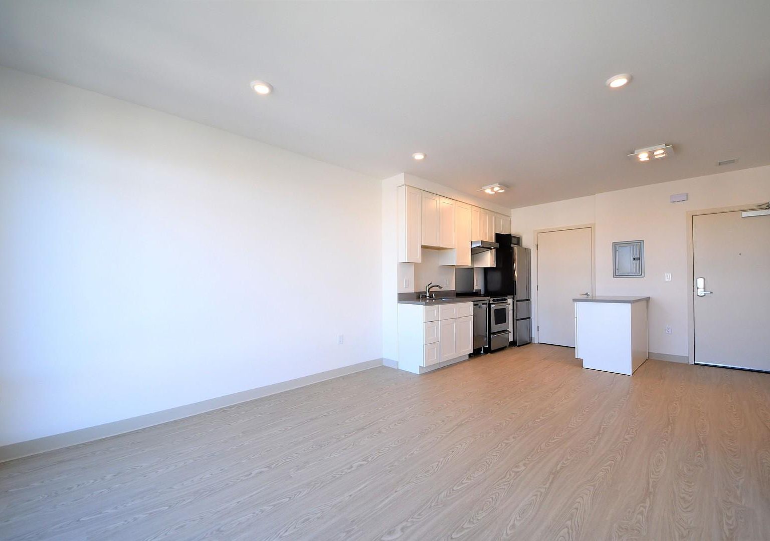 24 Franklin St Unit 601 - Image 2