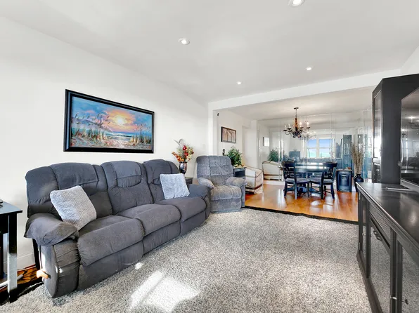 2711 Avenue X image 10 of 22