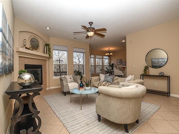 5th image of 14 Parkridge Dr