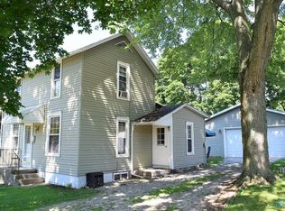 318 Monroe St, Wauseon, OH 43567