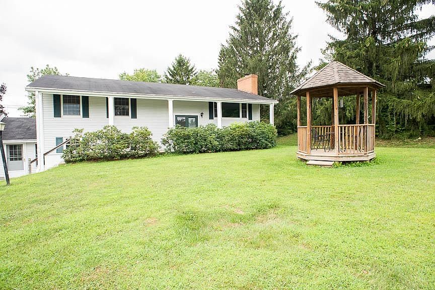 1st image of 111 Rosemary Ln