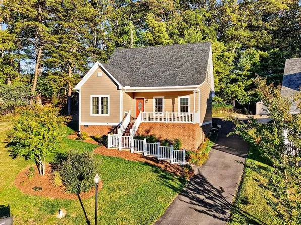 207 Bell Creek Dr, Staunton, VA 24401