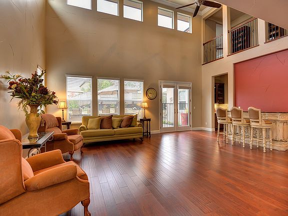 5th image of 6520 Preston Way
