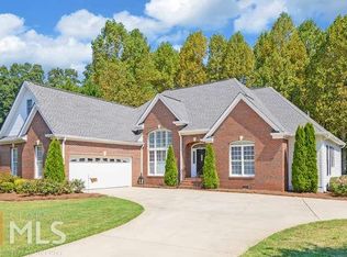 114 Springbrook Dr, Cornelia, GA 30531