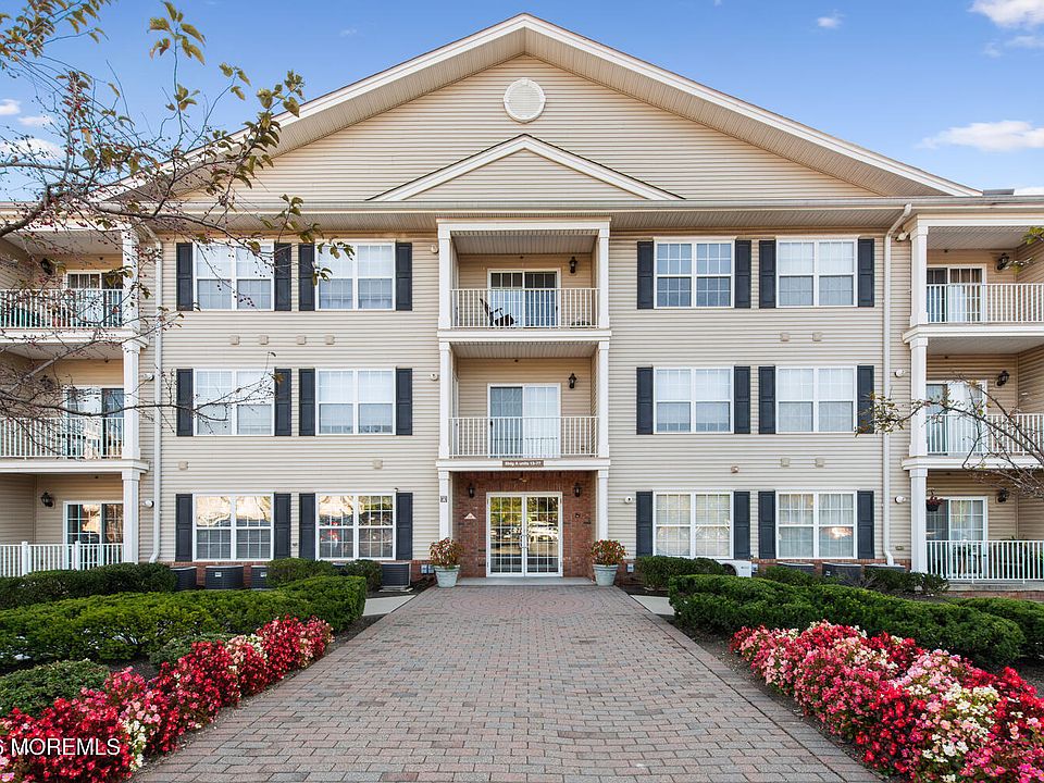 1st image of 113 Liddle Avenue #113