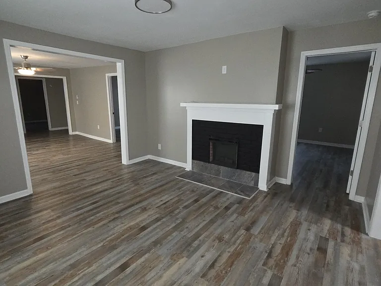 440 E Deaderick St — Photo 10