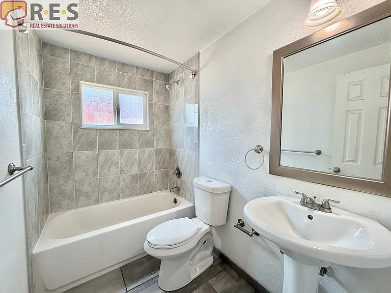 1080 S Eliot St #204 — Photo 8