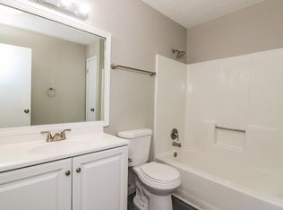192 Peartree Ter, Riverdale, GA 30274