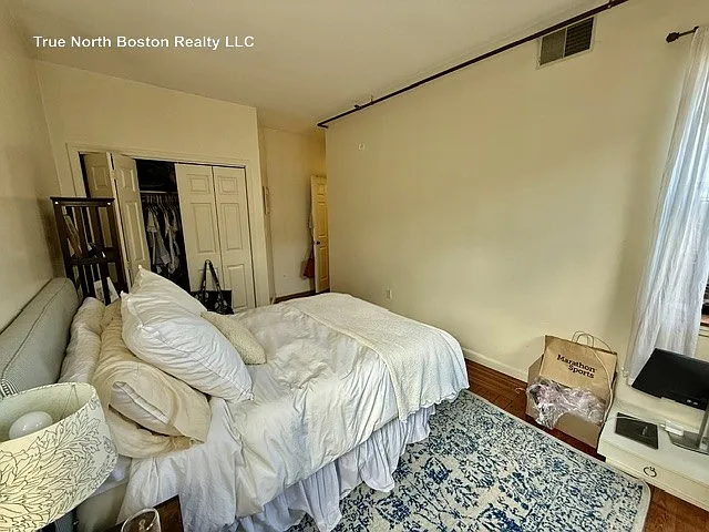 492 Commercial St #2 — Photo 11