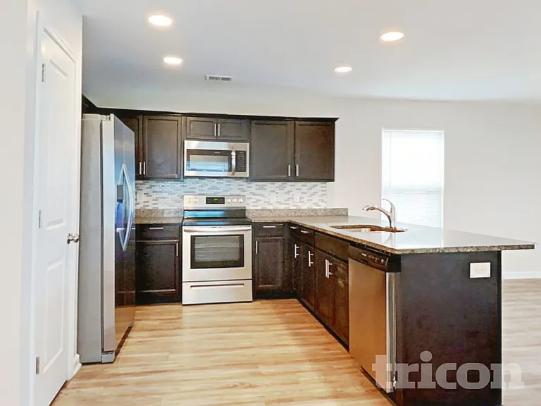 26 Routhland Ct — Photo 6