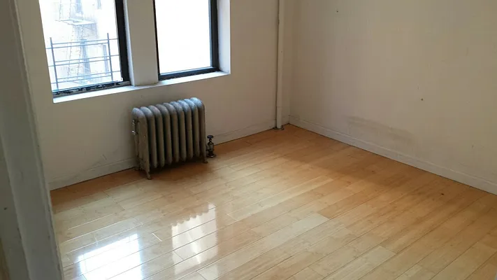 Rented by Goldfarb Properties | media 10