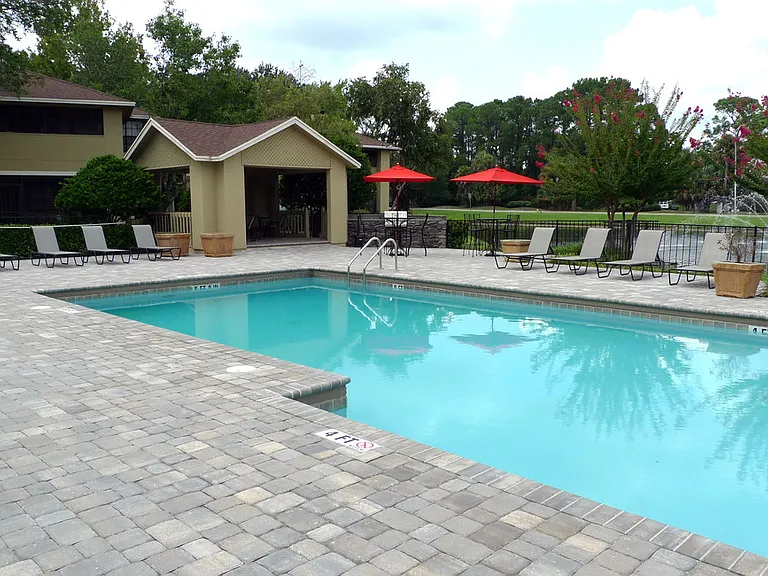 Elements of Belle Rive Apartments — Photo 33