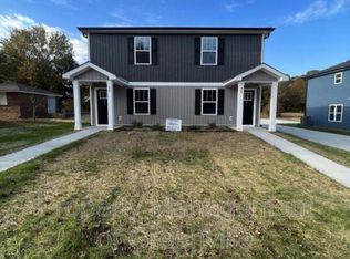 23 Moore St, Mauldin, SC 29662