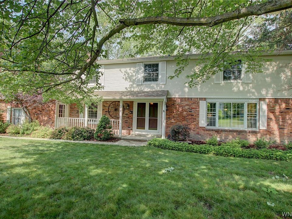 1st image of 17 Kent Dr
