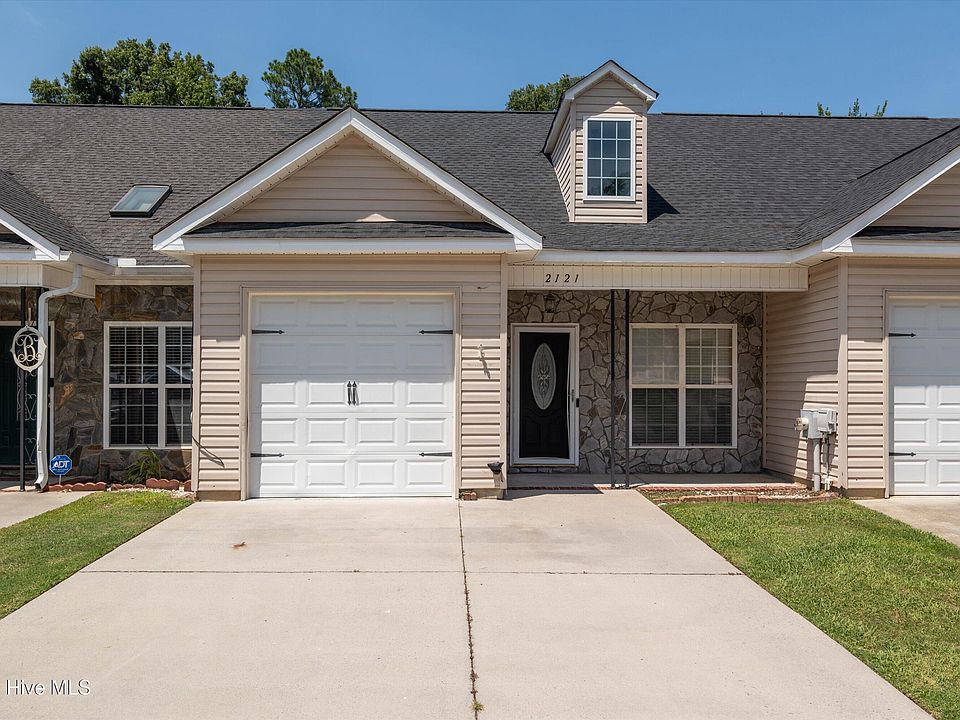 1st image of 2121 Reserve Lane