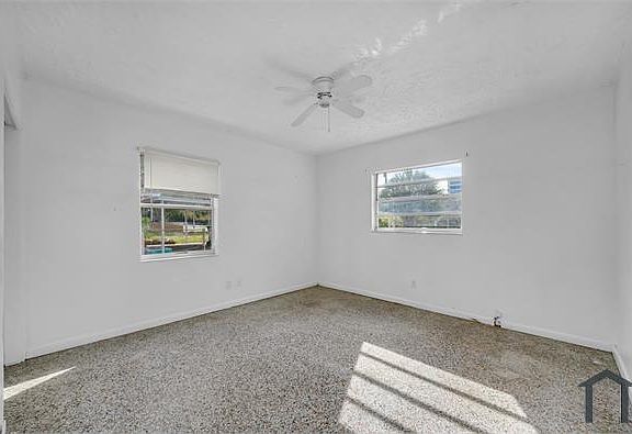 5th image of 3657 30th Ave S