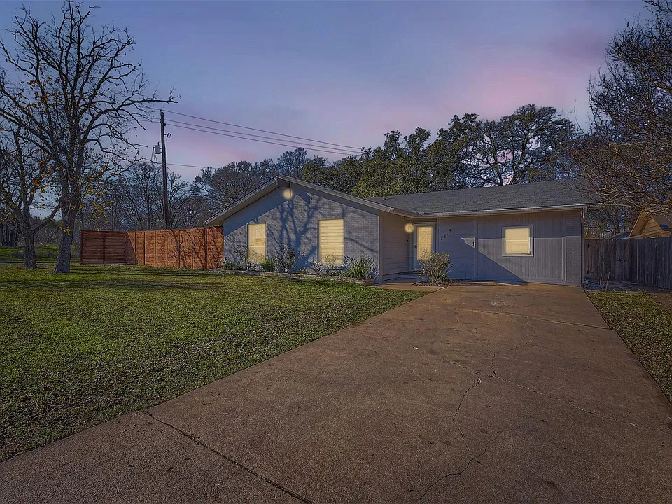 1314 Harrison Ln