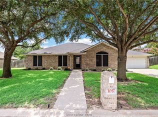 105 Edna Ln, Caldwell, TX 77836