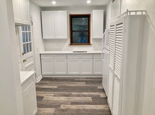 (Undisclosed Address), Mamaroneck, NY 10543