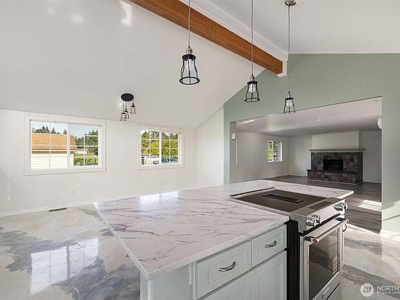 4th image of 2595 Griffiths Lane SE