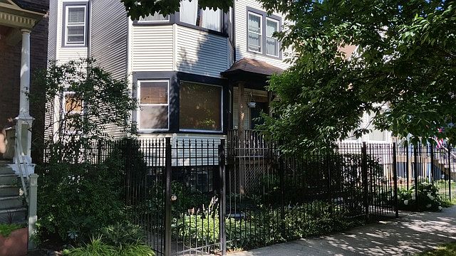 1st image of 2650 N St Louis Ave APT 1