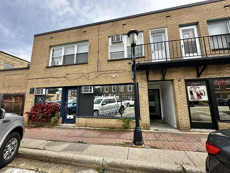 143 N 6th Ave