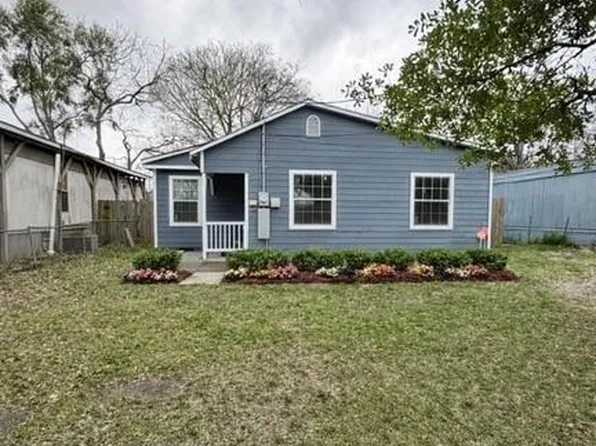 1405 Rice St, Alvin, TX 77511