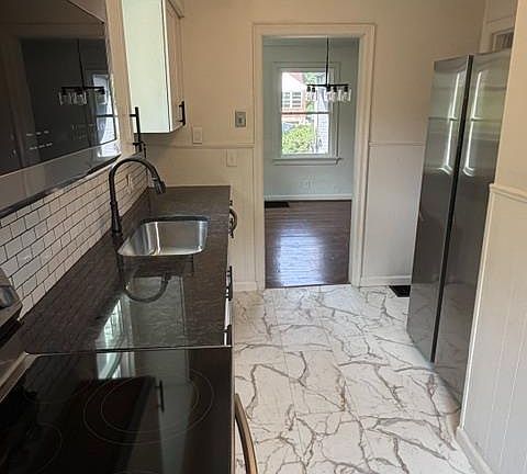5th image of 6342 Elbrook Ave