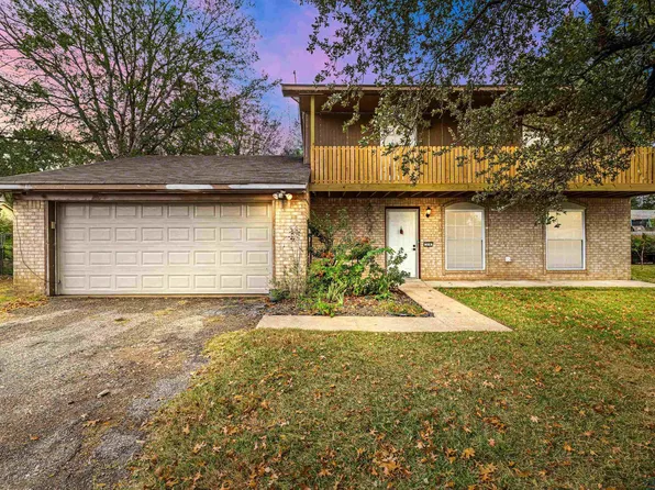 314 Fairview Dr, Longview, TX 75604