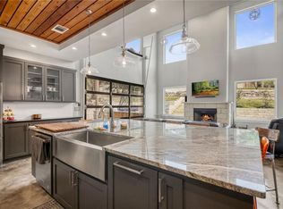 207 Valley Hill Dr, Lago Vista, TX 78645