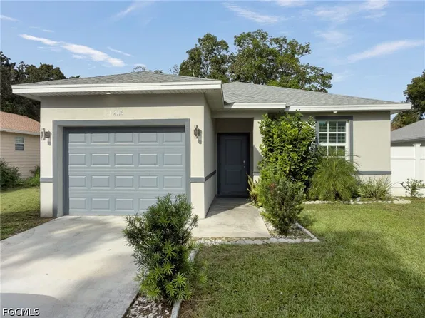 2116 Palm Ave, Fort Myers, FL 33916
