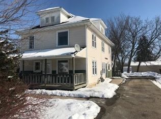 109-111 Ashberry Ct, Stoughton, WI 53589