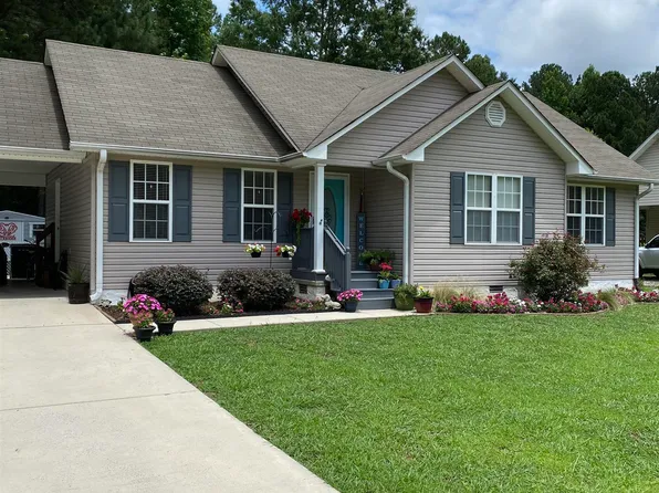 707 Forrest Ave, Scottsboro, AL 35768