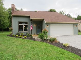 5729 W Maple Rd, Geneva, OH 44041