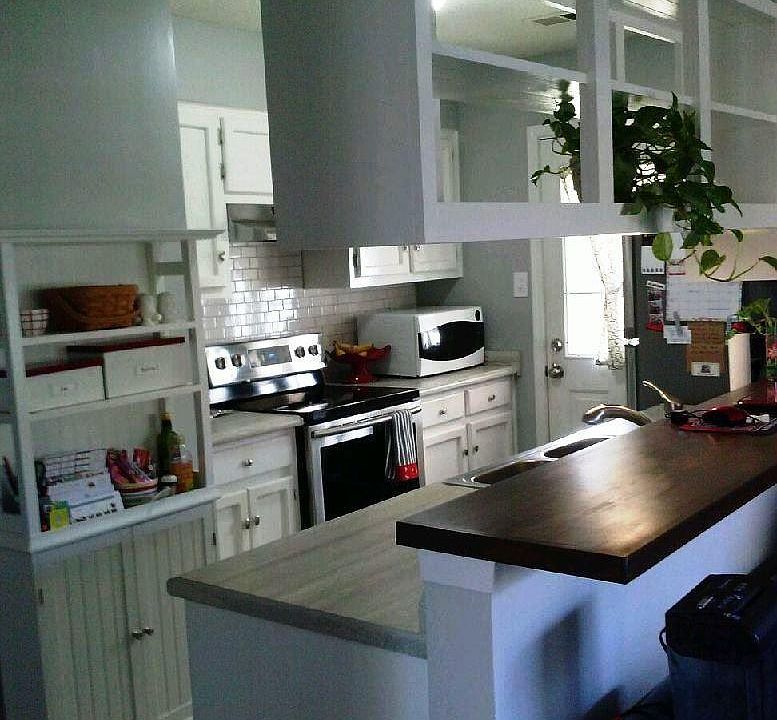 2nd image of 9781 Cherokee Dr