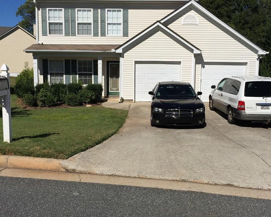1st image of 17 Burts Crossing Dr
