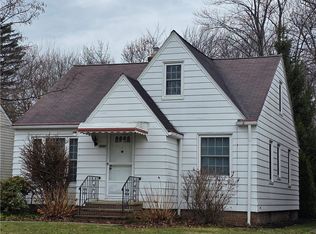 1124 Irene Rd, Lyndhurst, OH 44124