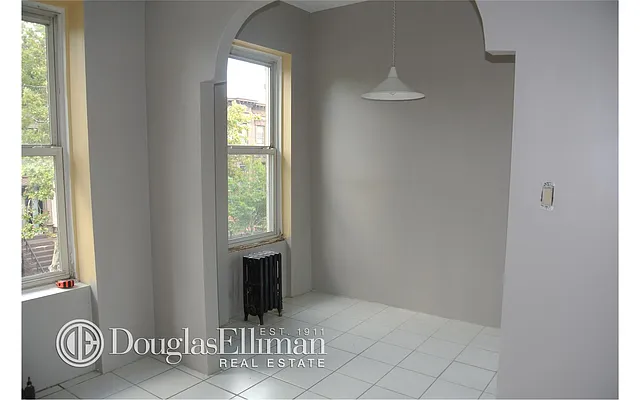 Rented by Douglas Elliman | media 20