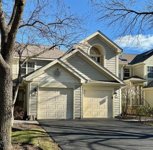 389 W Hamilton Dr, Palatine, IL, 60067
