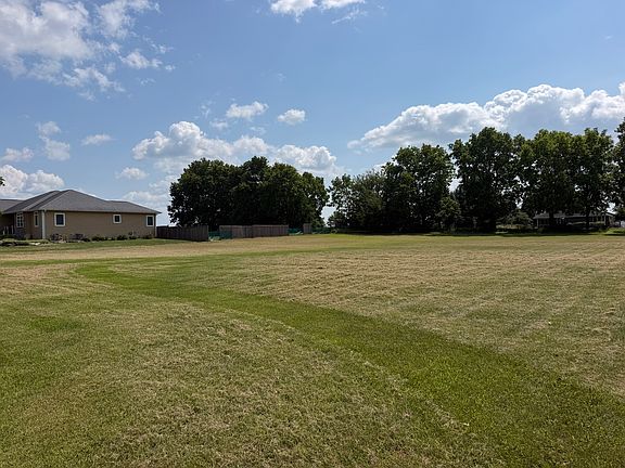 5th image of 17 Knief Rd