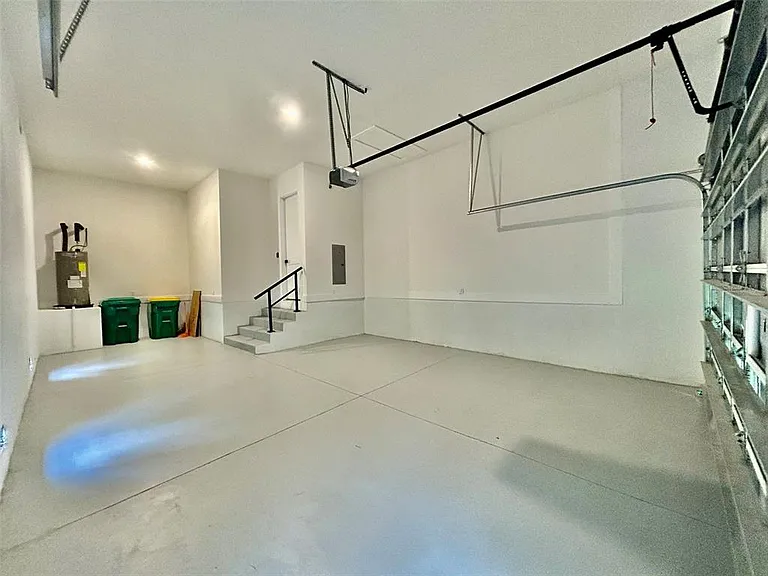 8147 Tracy Cir — Photo 26