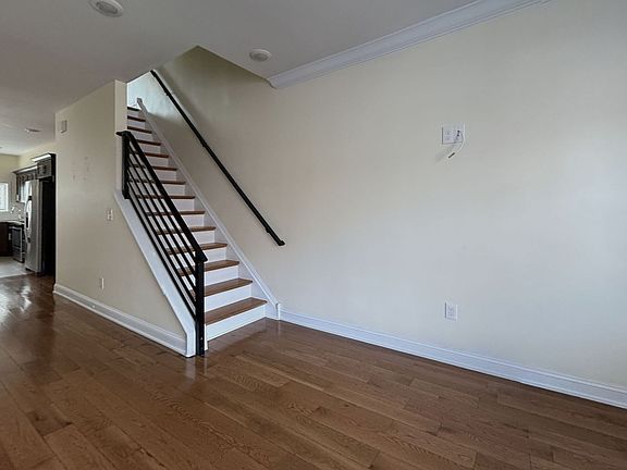 4th image of 1605 S 27th St