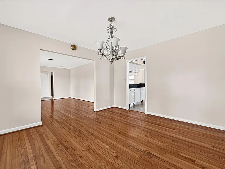 4002 Mischire Dr — Photo 15