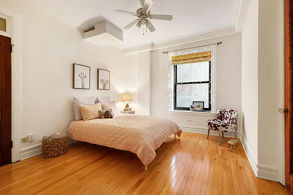 Sold by Compass | media 9