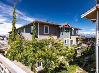 3614 Portage Ln UNIT 100, Anacortes, WA