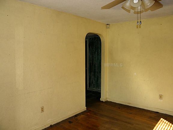 4th image of 1165 New York Ave