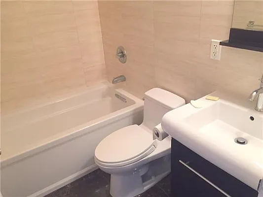 Rented by R New York | media 27