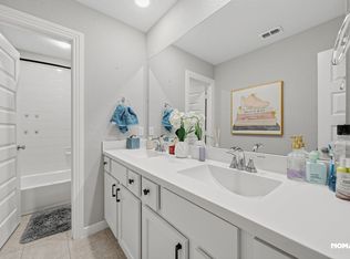 3958 Oak Creek Cir, Denison, TX 75020