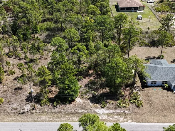 904 Clark Ave, Lehigh Acres, FL 33972