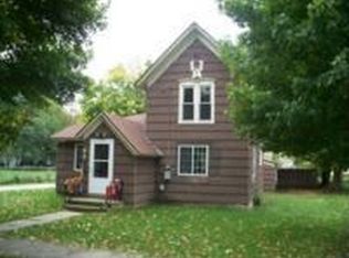 223 W Holcomb St, Athens, MI 49011